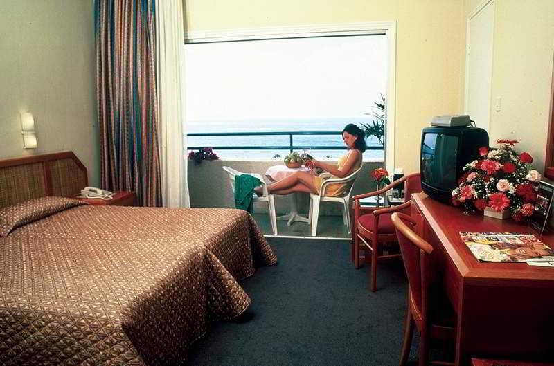بافوس Aloe Hotel الغرفة الصورة